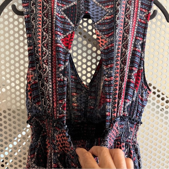 Roxy Sleeveless Cut out Dress Size M in Purple/Red Print GUC - Picture 6 of 10